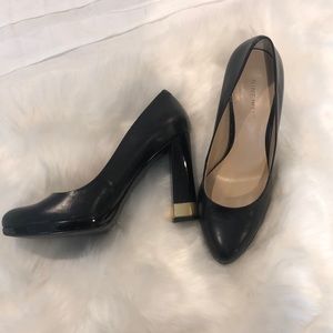 Nine West pumps